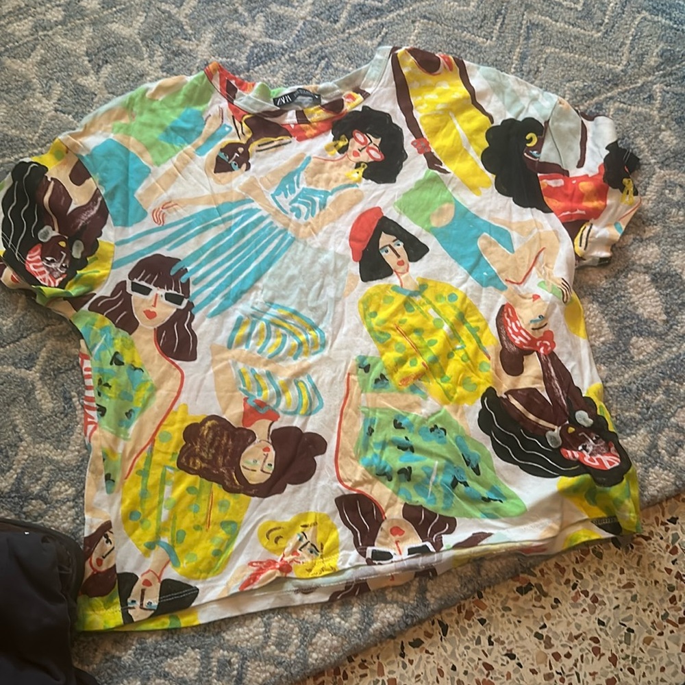 Fun T-shirt by Zara
